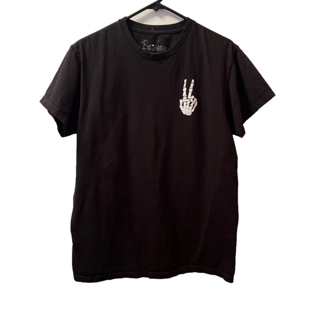 BOWERY Men’s Tee. NWOT